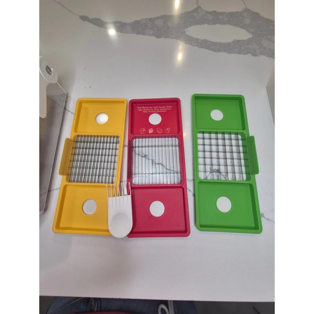 Progressive International Fruit Vegetable Chopper 3 Blades 3 Cup Container White